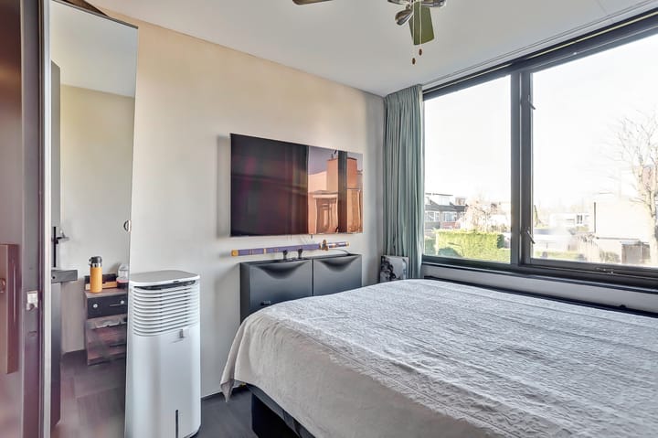 Foto 25 van Weegbree 23