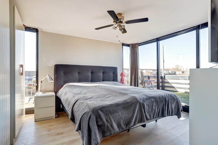 Foto 30 van Weegbree 23