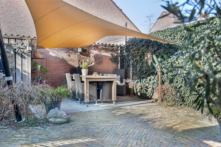 Foto 36 van Steenstraat 26