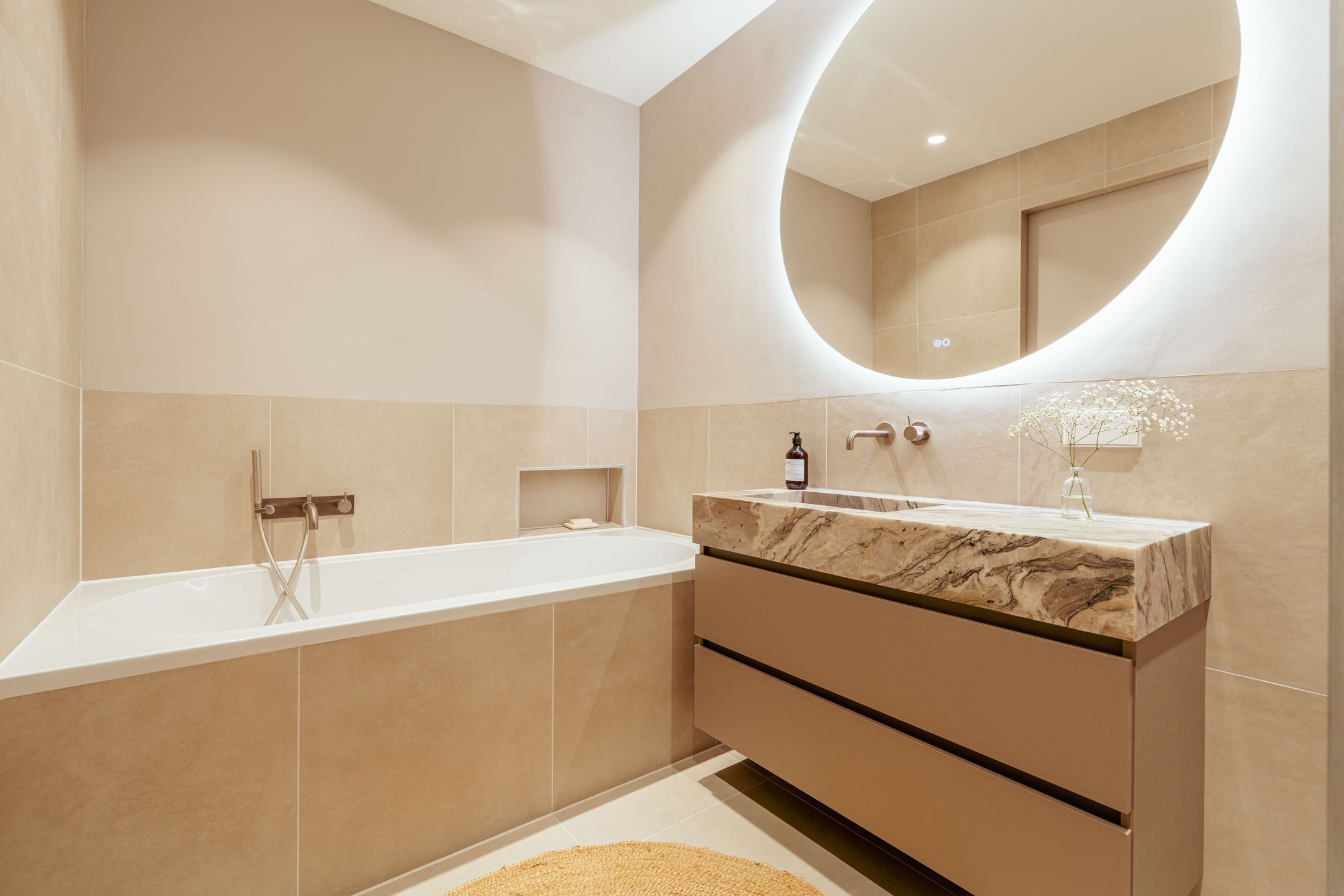 Foto 15 van Maasstraat 92-1