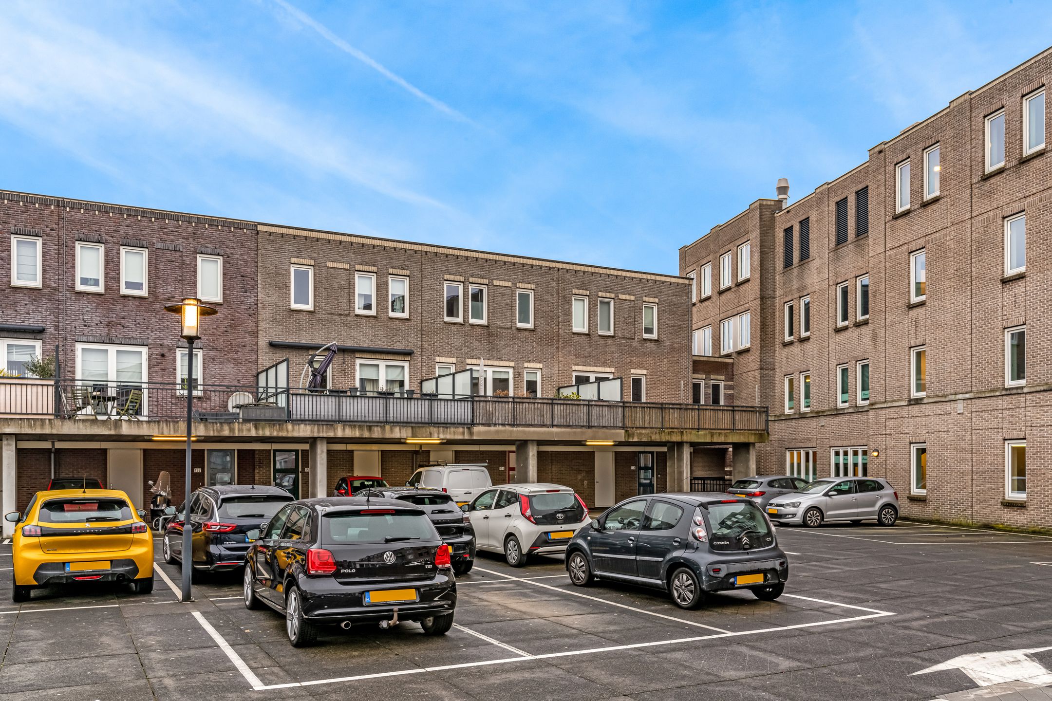 Foto 33 van Voor de Burchten 156