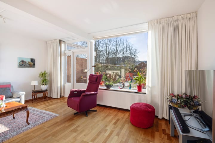 Foto 8 van Hobbemastraat 79