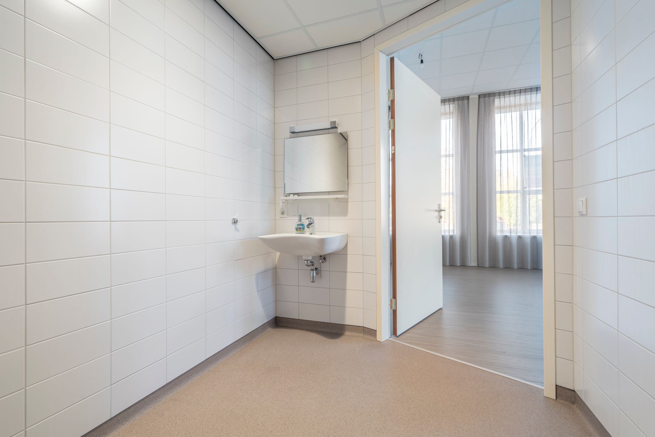 Foto 6 van Poststraat 38