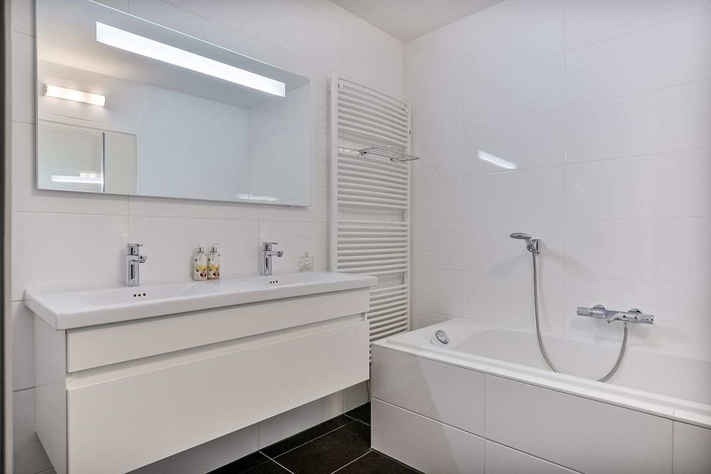 Foto 20 van Veldmaarschalk Montgomerylaan 233