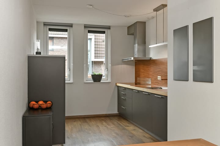 Foto 12 van Kalmoeslaan 34