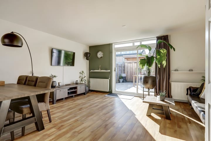 Foto 15 van Carry Pothuisstraat 68