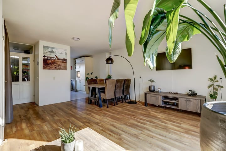 Foto 16 van Carry Pothuisstraat 68