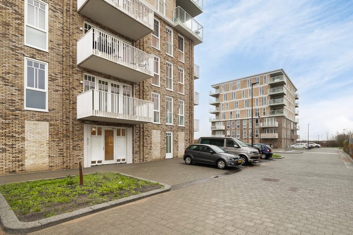 Foto 24 van Amstelstroom 9