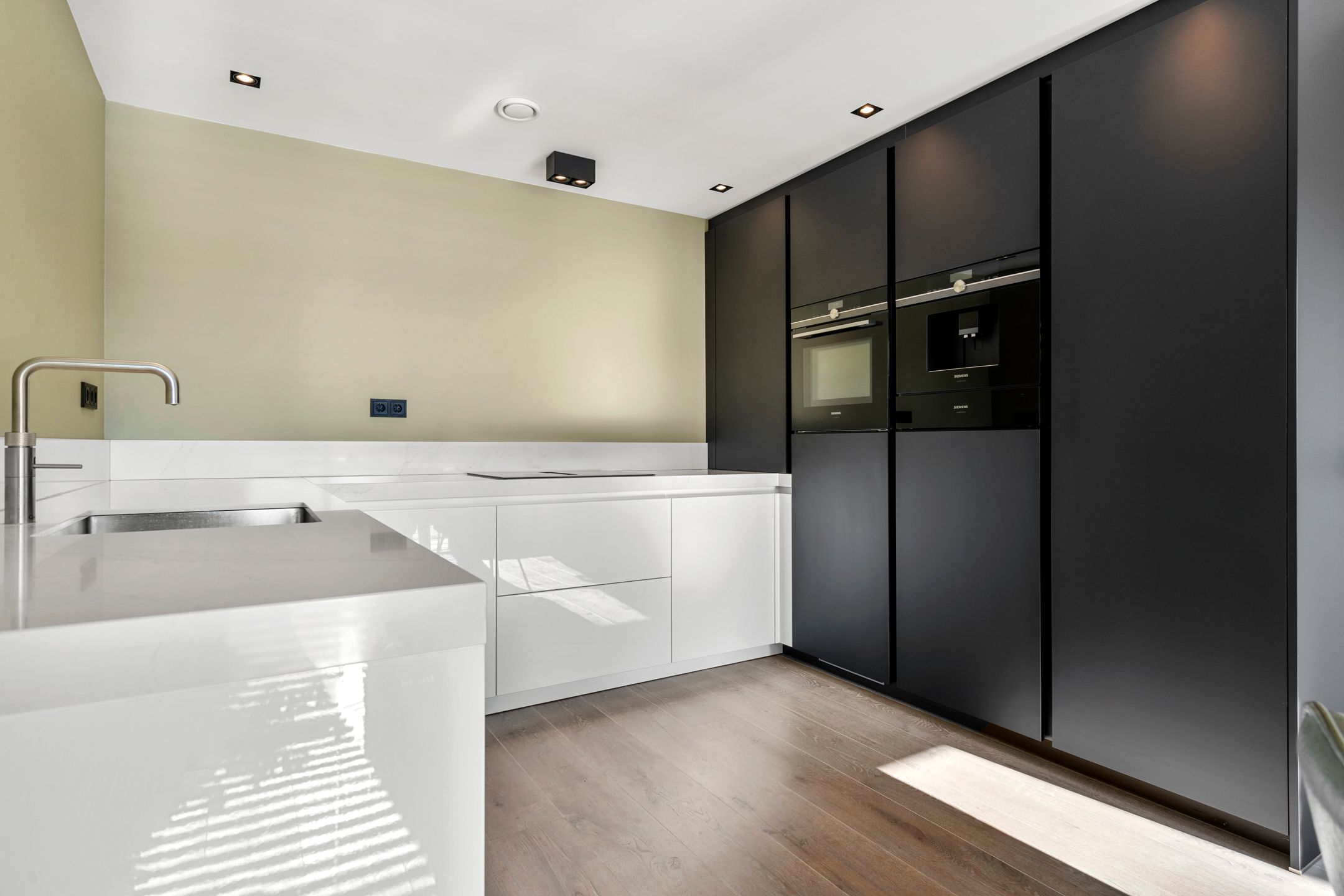 Foto 12 van Burgemeester van Dijkeplein 82