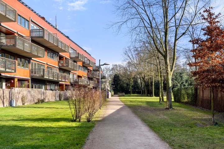 Foto 25 van Burgemeester van Dijkeplein 82