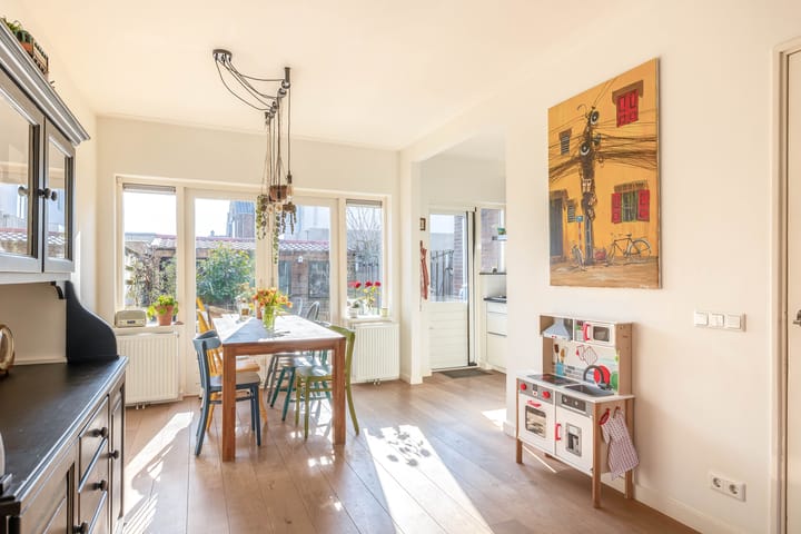 Foto 10 van Jan van Renesseplein 4