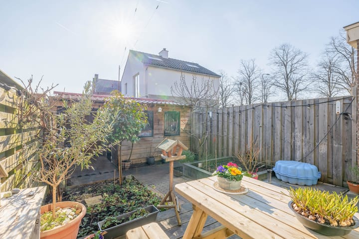 Foto 14 van Jan van Renesseplein 4