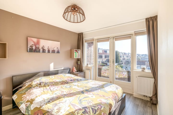 Foto 19 van Jan van Renesseplein 4