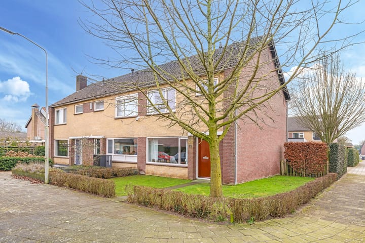 Photo 51 of St. Willibrordusstraat 29