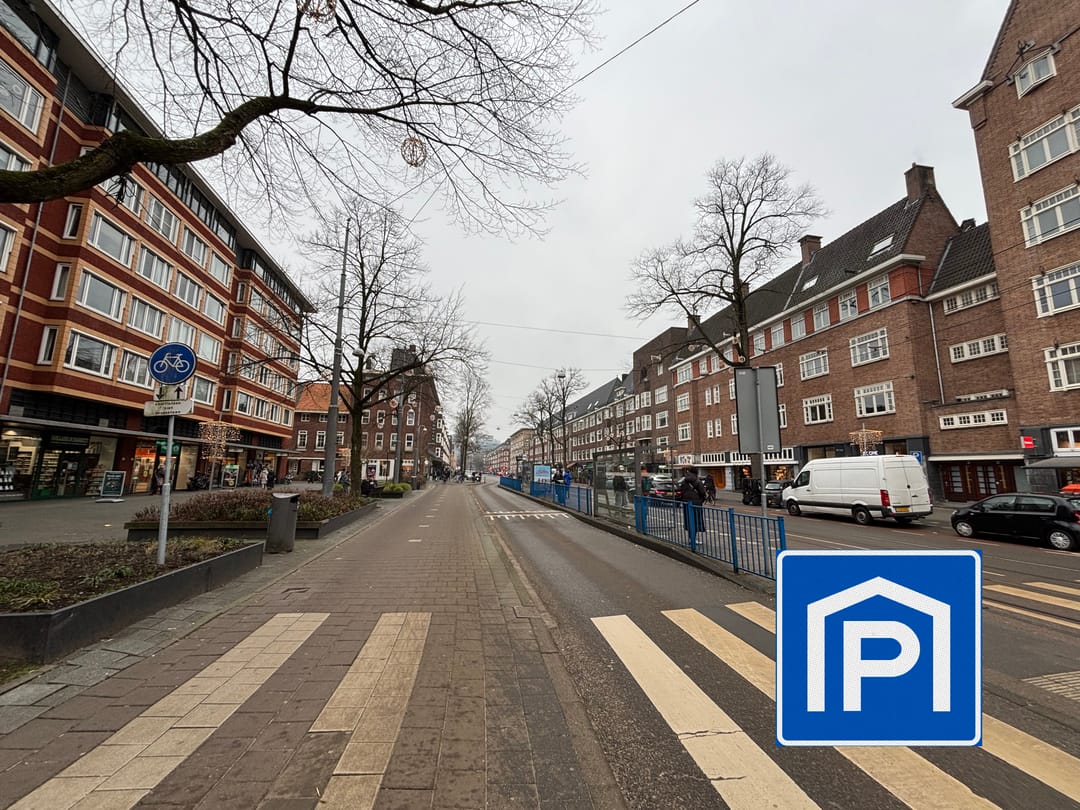 Photo 1 of Gerrit van der Veenstraat 55