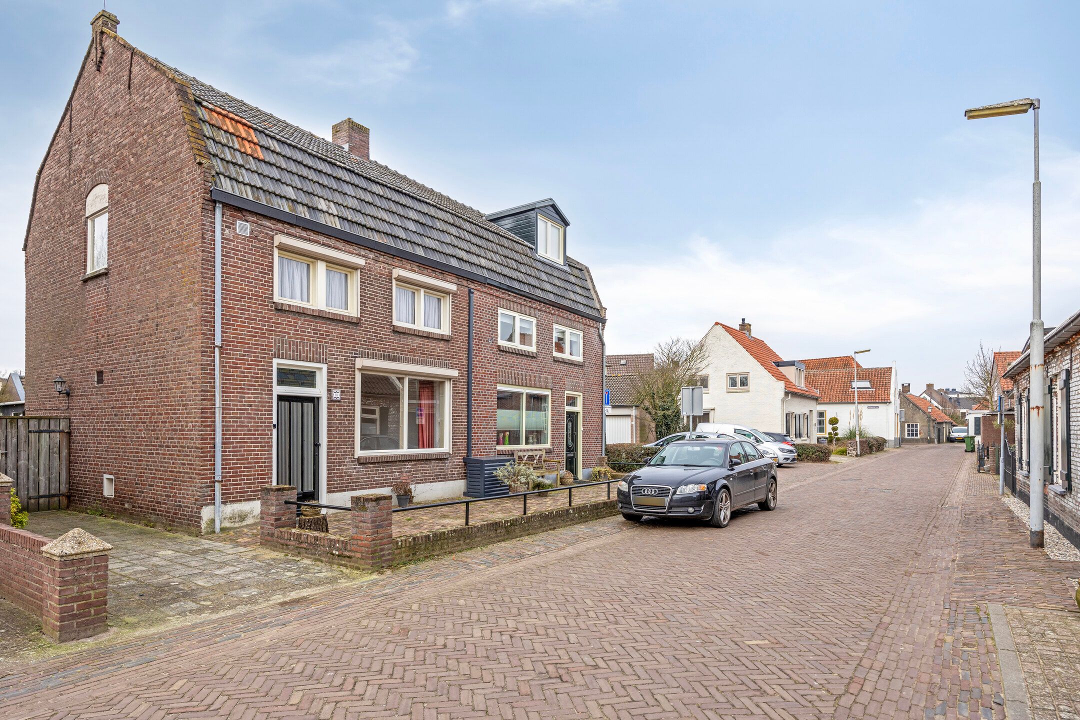 Photo 6 of Kanaalstraat 11