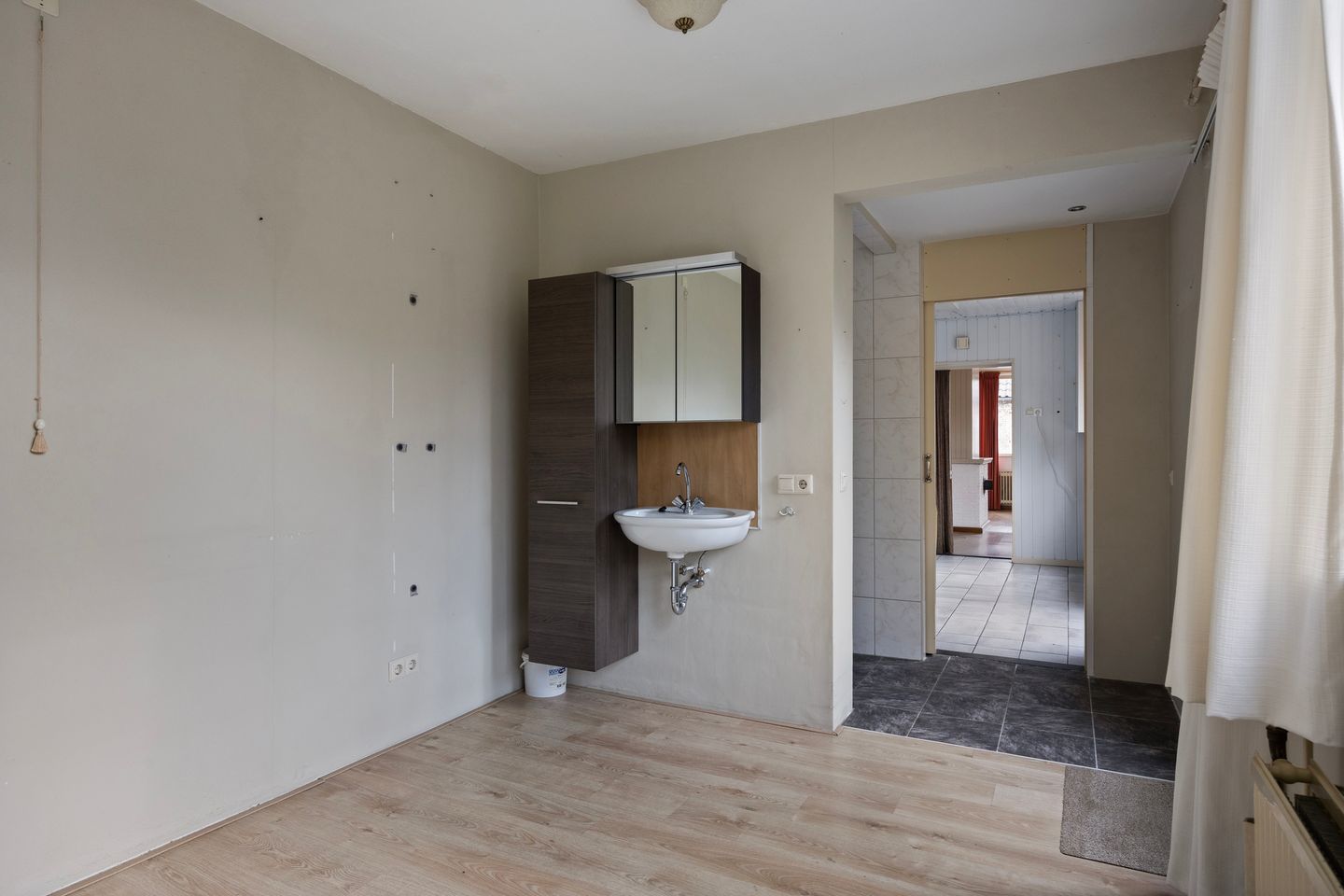 Photo 4 of Kanaalstraat 11