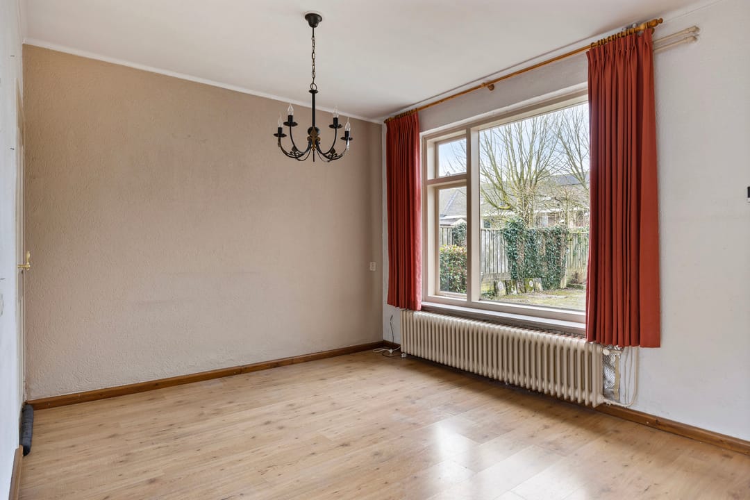 Photo 11 of Kanaalstraat 11