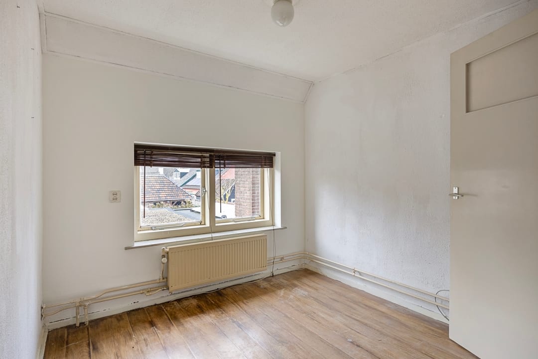 Photo 23 of Kanaalstraat 11