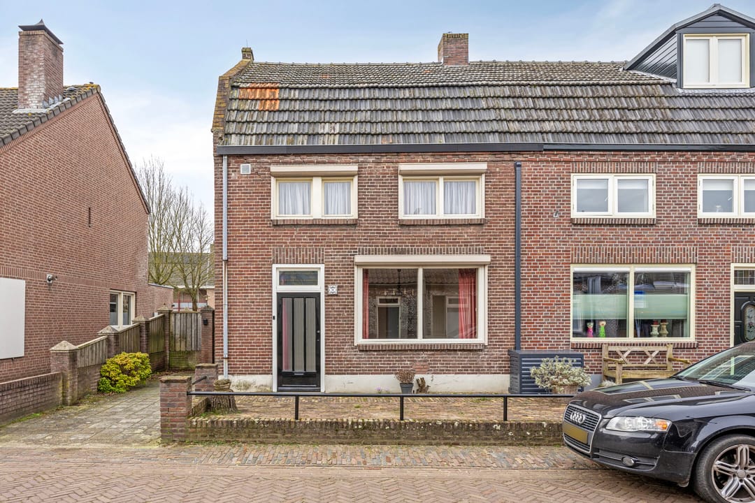 Photo 31 of Kanaalstraat 11