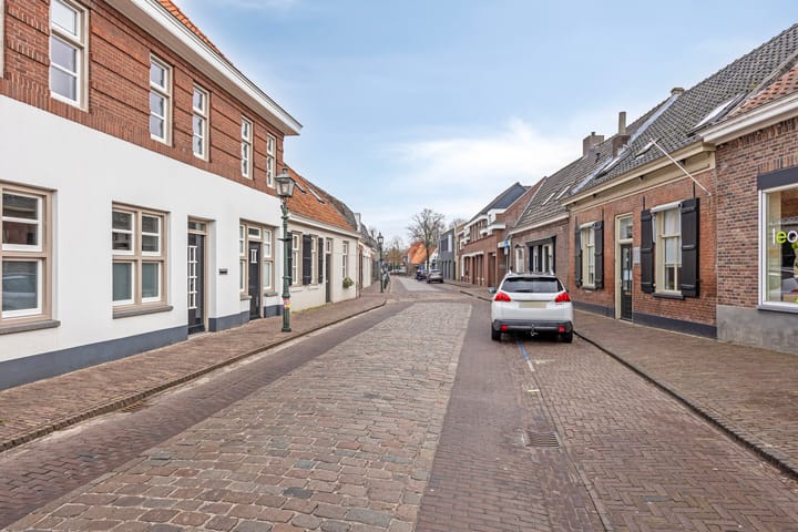 Foto 33 van Kanaalstraat 11