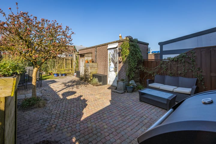 Foto 31 van Waalstraat 159