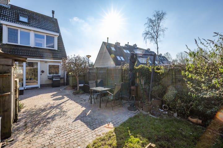 Foto 34 van Waalstraat 159