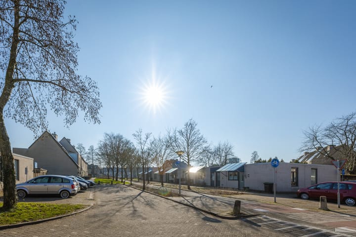 Foto 36 van Waalstraat 159