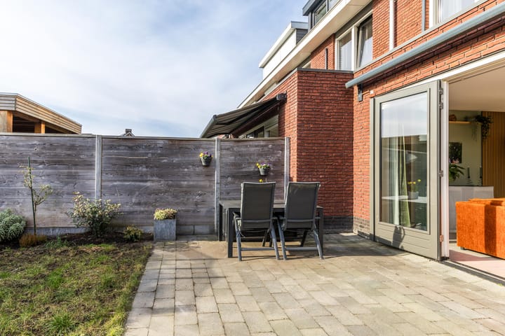 Foto 26 van Cornelis van der Loostraat 18