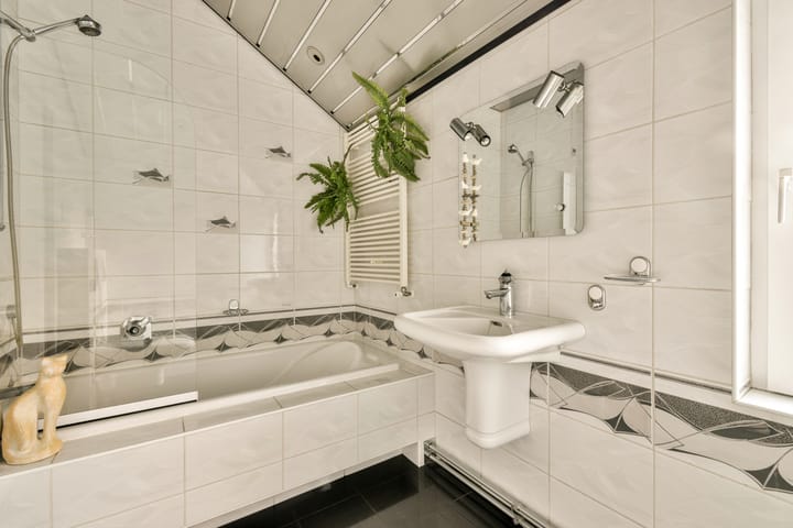 Foto 33 van Brederodestraat 54