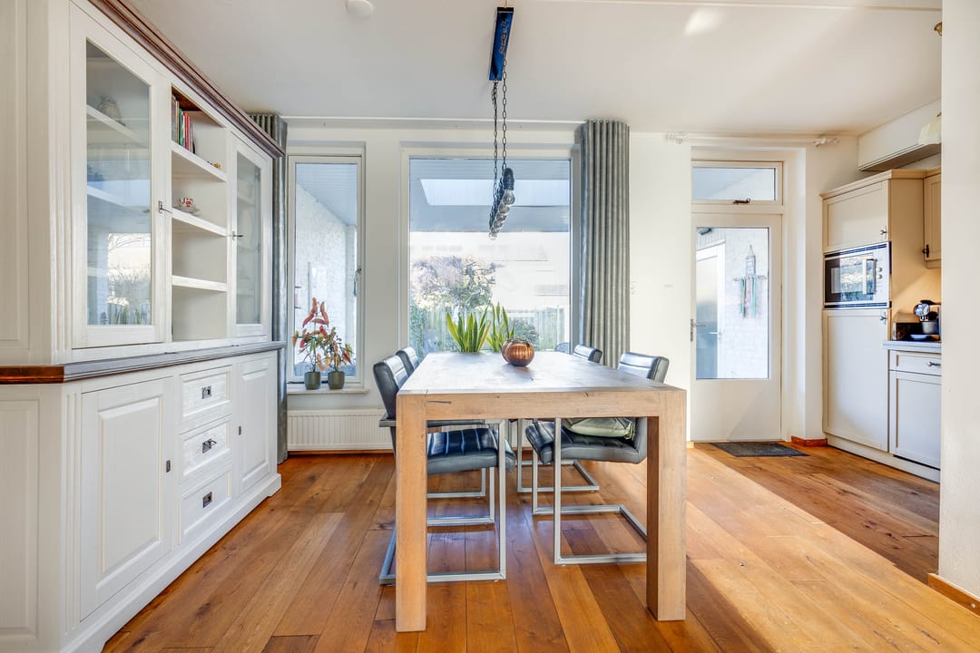 Foto 17 van Lintjeshaag 38