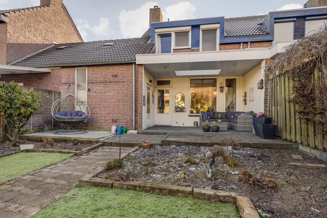 Foto 28 van Lintjeshaag 38