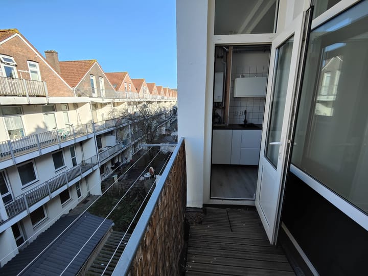 Photo 18 of Watergeusstraat 43-A02