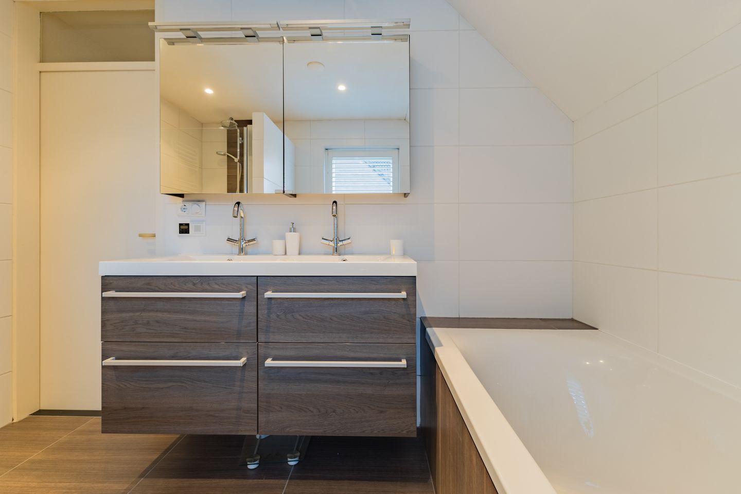 Foto 25 van Korenland 46