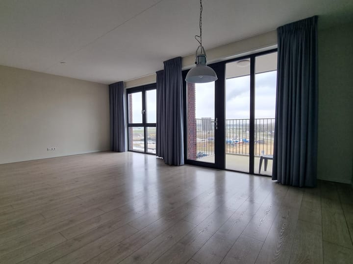 Foto 2 van Beneluxweg 65