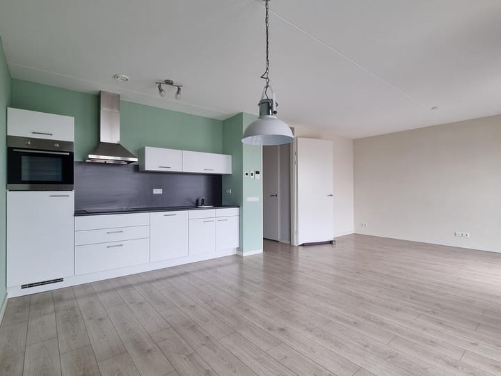 Foto 3 van Beneluxweg 65