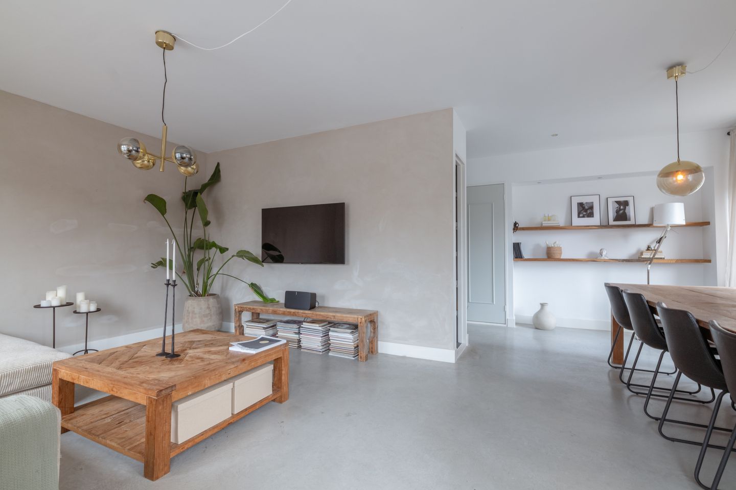 Foto 5 van Surinameplein 25-1