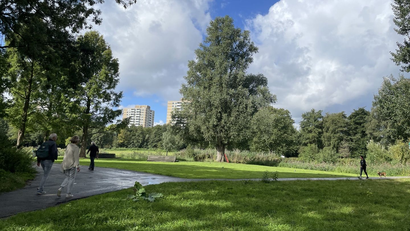 Foto 50 van Surinameplein 25-1