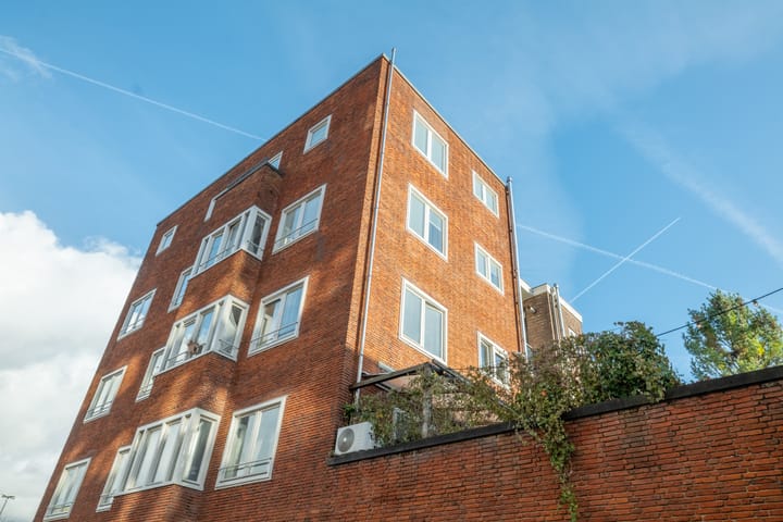 Foto 47 van Surinameplein 25-1