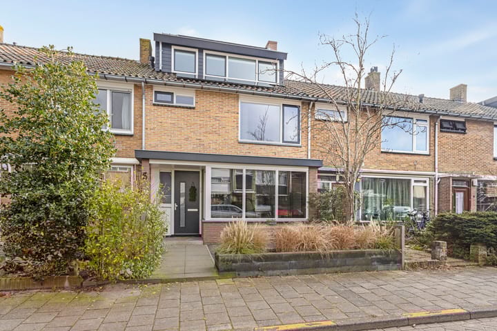 Foto 2 van Van Beyerenstraat 5