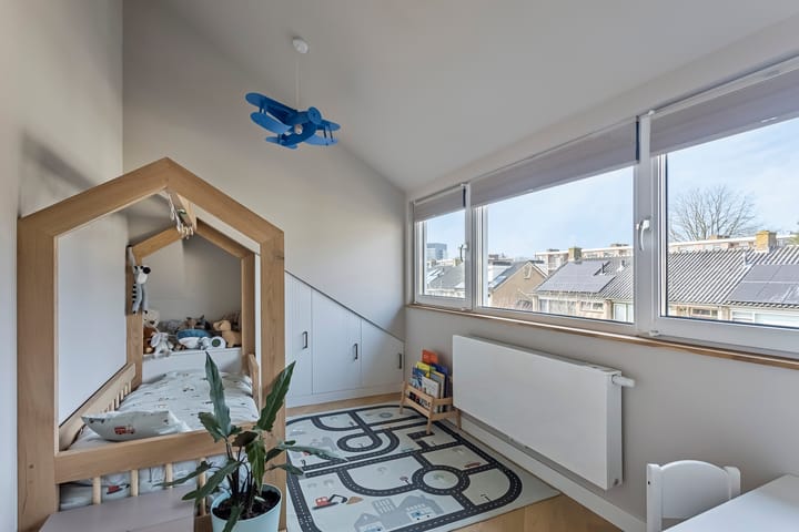 Photo 27 of Van Beyerenstraat 5