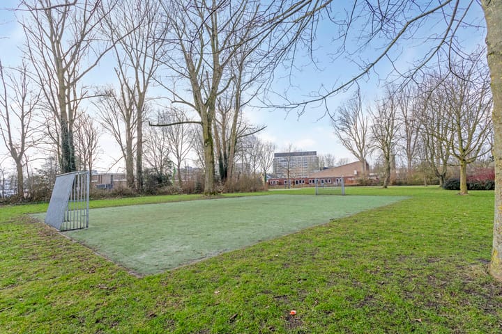 Photo 37 of Van Beyerenstraat 5