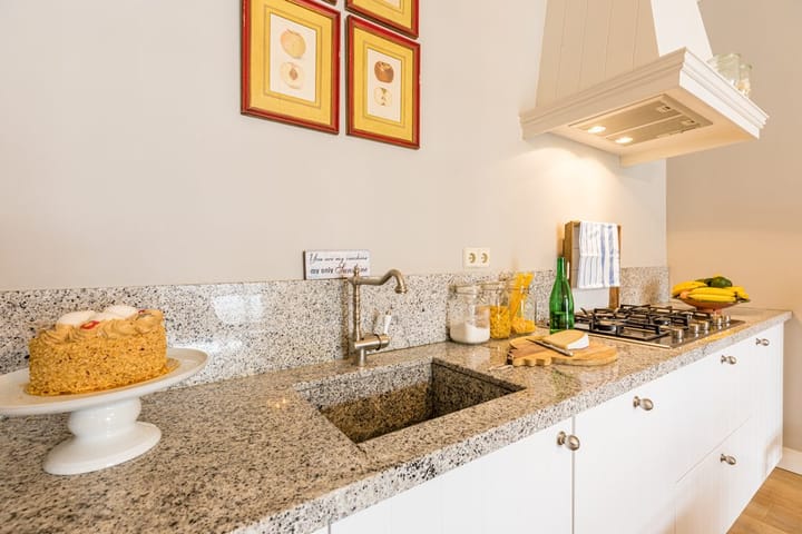 Photo 10 of Dirk Hoogenraadstraat 112