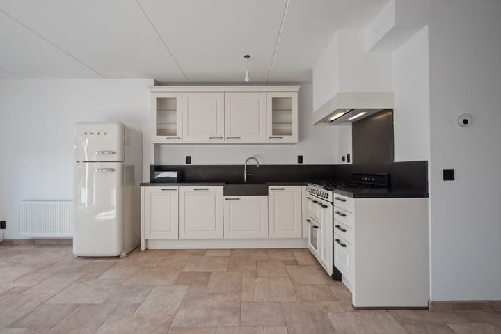 Foto 10 van Mering 77