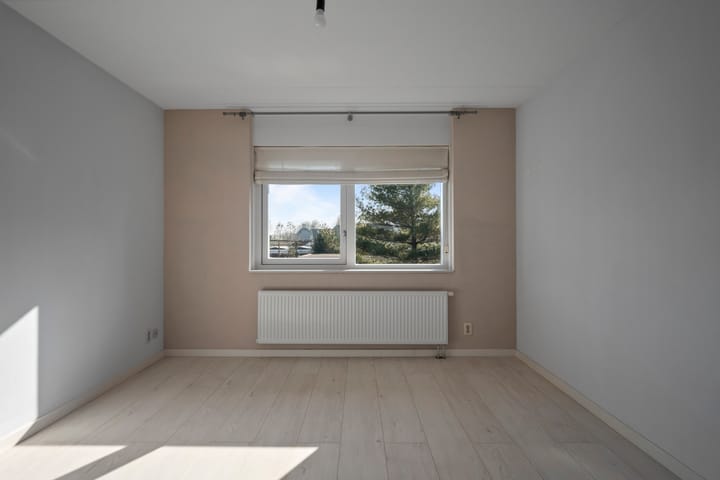 Foto 14 van Mering 77