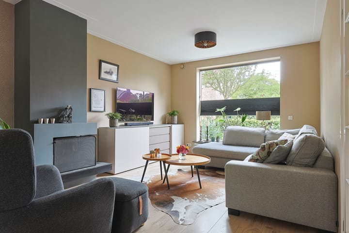 Photo 3 of Droonecampstraat 24