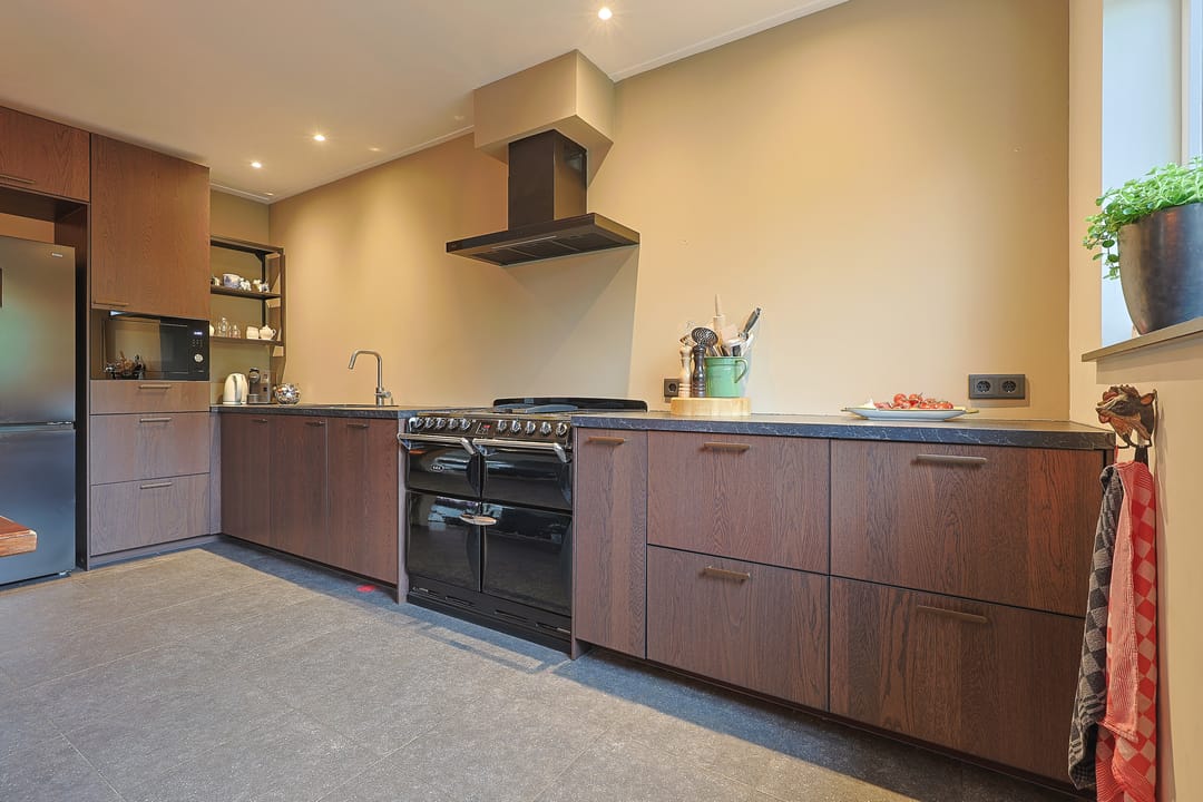 Photo 8 of Droonecampstraat 24