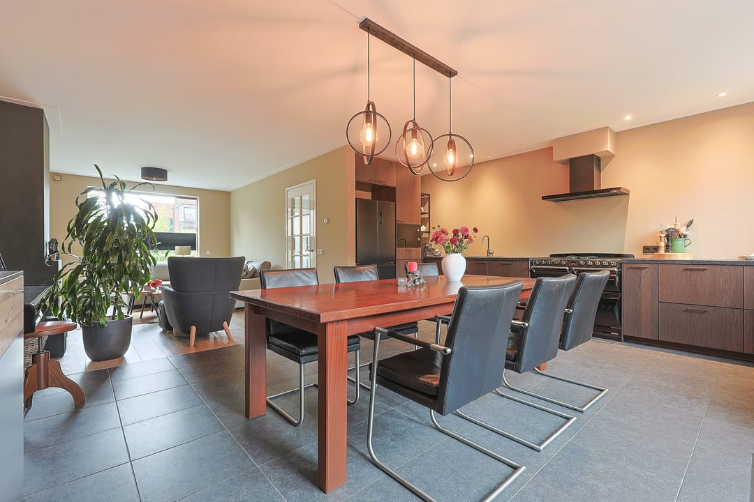 Photo 7 of Droonecampstraat 24