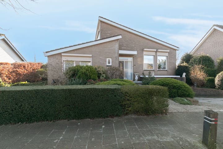 Foto 7 van Esdoornlaan 28