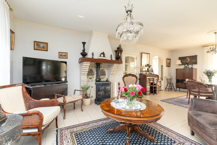 Foto 17 van Esdoornlaan 28